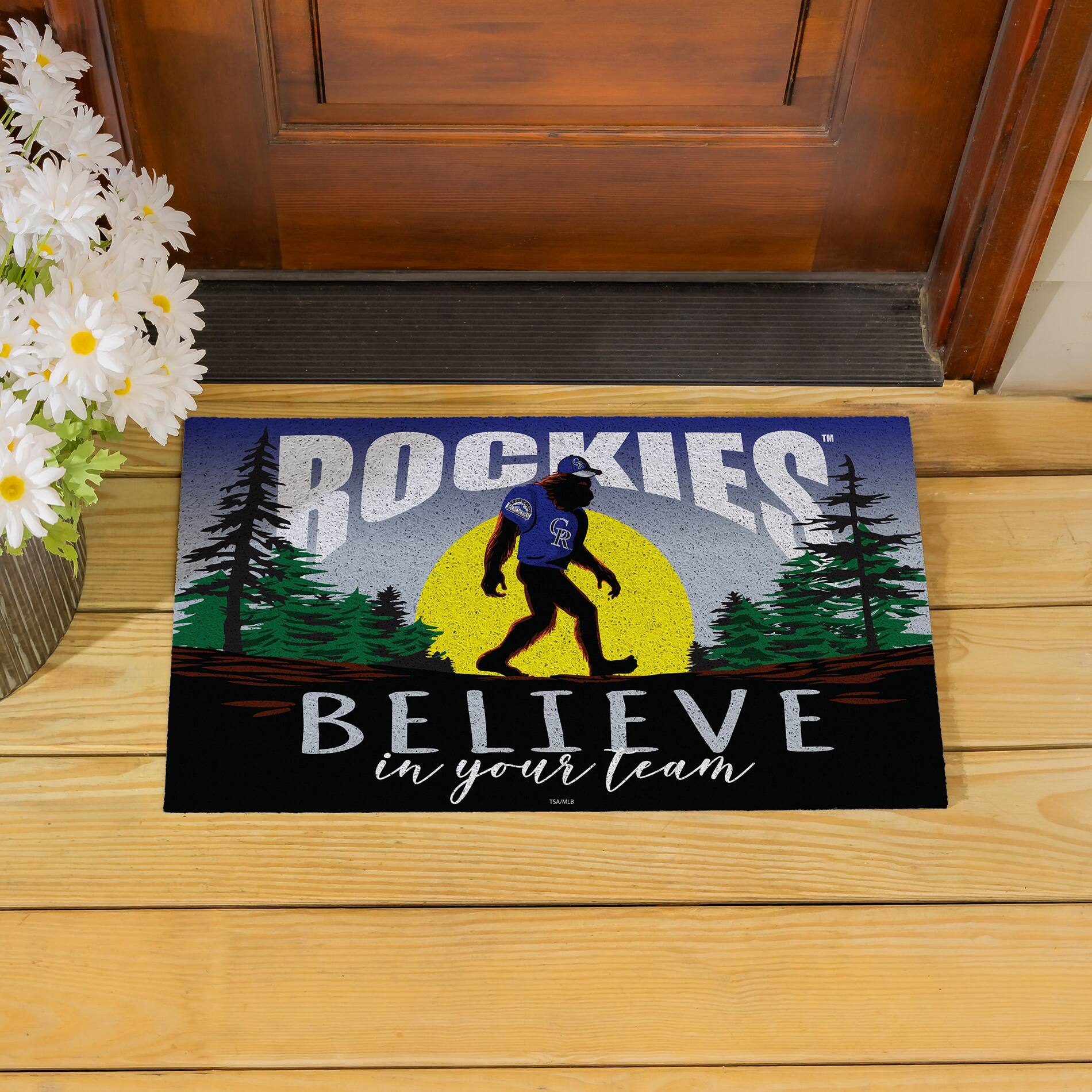 ROCKIES  
BELIEVE in your team