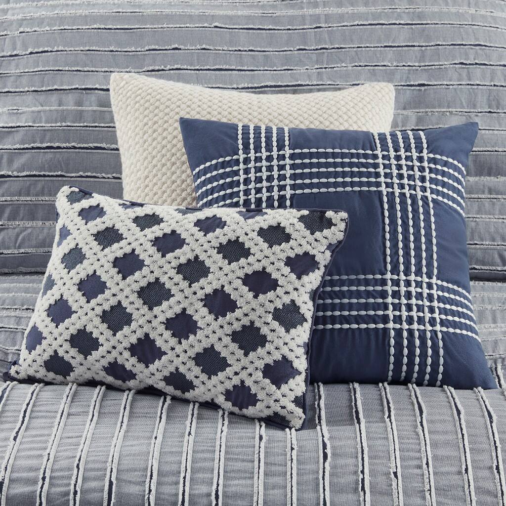 Alt View 2. Gracie Mills - Gracie Mills Midlands 8=PC Oversized Cotton Clipped Jacquard Comforter Set - Blue.