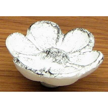 Front. BreeBe - Cupped Antique White Flower Drawer Pull Set/6 - White.