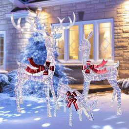 Oumilen - Lighted Christmas Reindeer Family Yard Decor – 3-Piece Iridescent Reindeer Set with Warm White LEDs