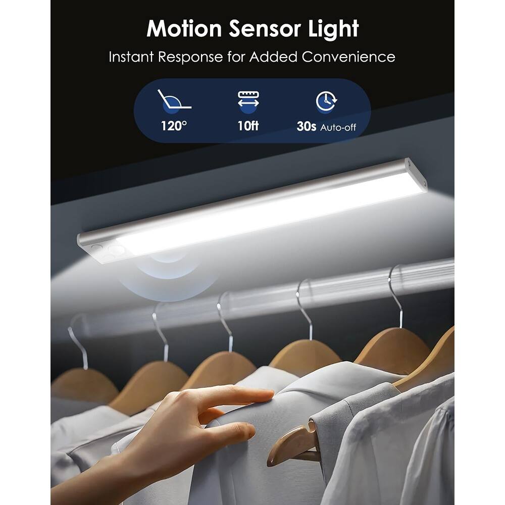 Motion Sensor Light  
Instant Response for Added Convenience  

120°  
10ft  
30s Auto-off