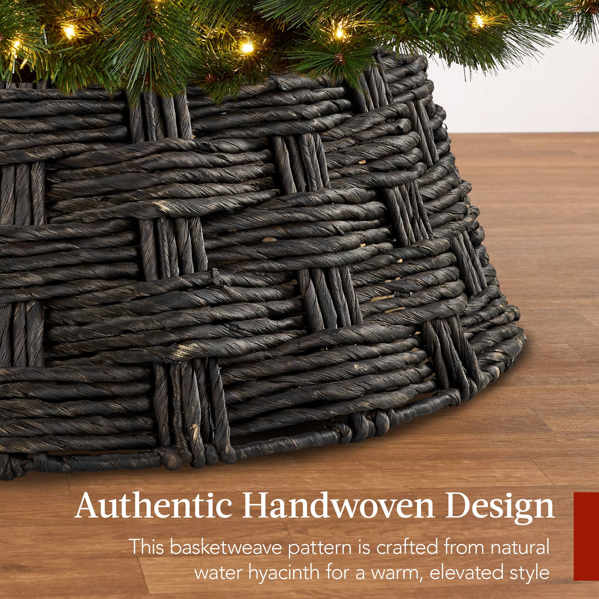 Authentic Handwoven Design

This basketweave pattern is crafted from natural water hyacinth for a warm, elevated style.