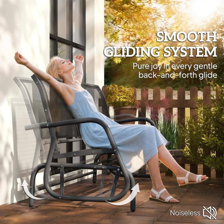 SMOOTH GLIDING SYSTEM  
Pure joy in every gentle back-and-forth glide  
Noiseless