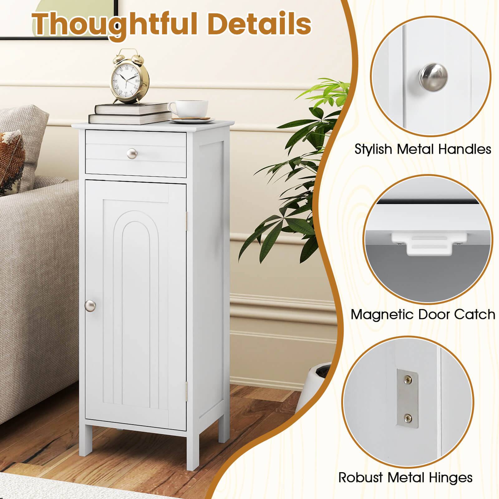 Thoughtful Details

Stylish Metal Handles
Magnetic Door Catch
Robust Metal Hinges