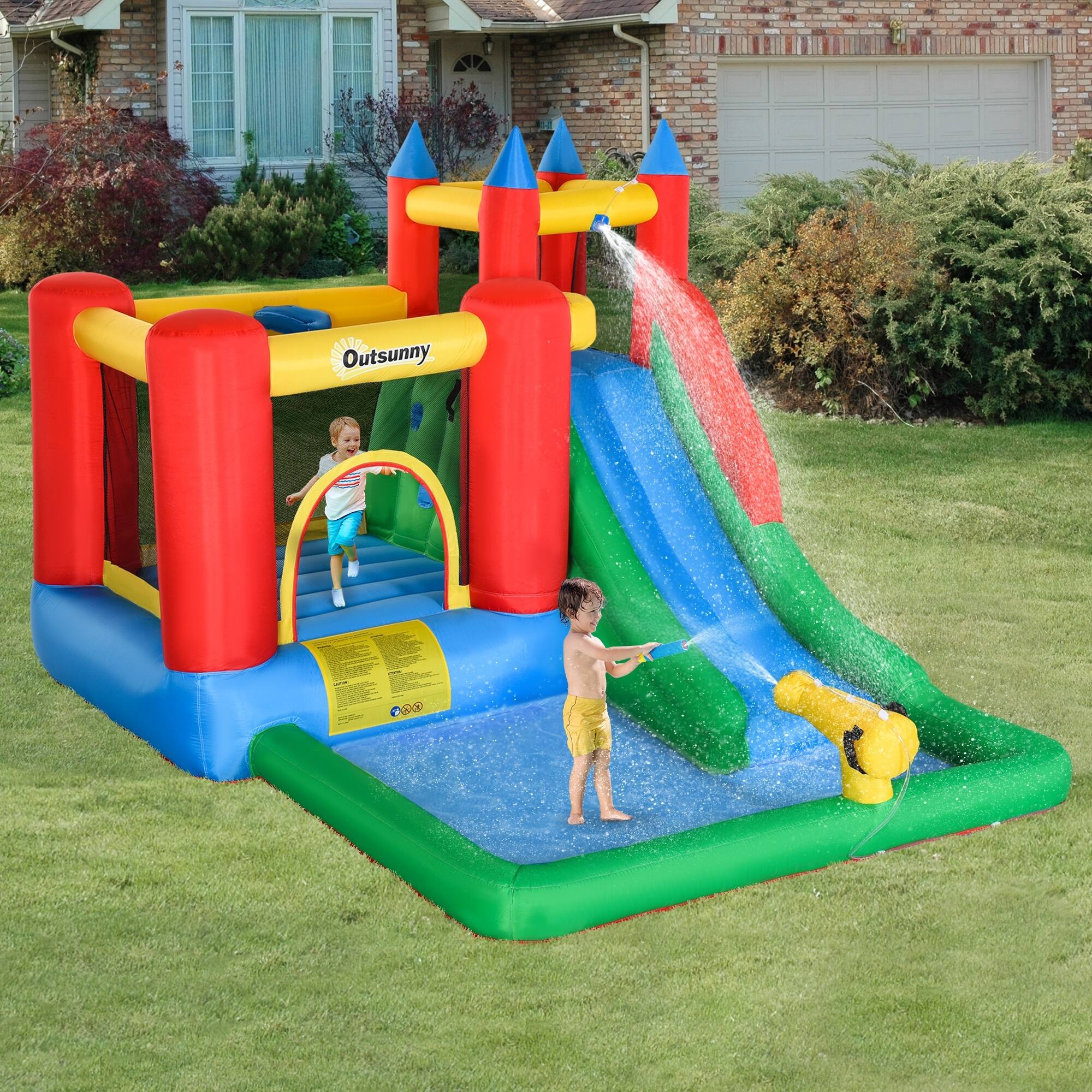 Angle. Outsunny - Kids Bounce House, Inflatable Slide, Splash Pool, Water Cannon, Climbing Wall, Outdoor Water Toy.