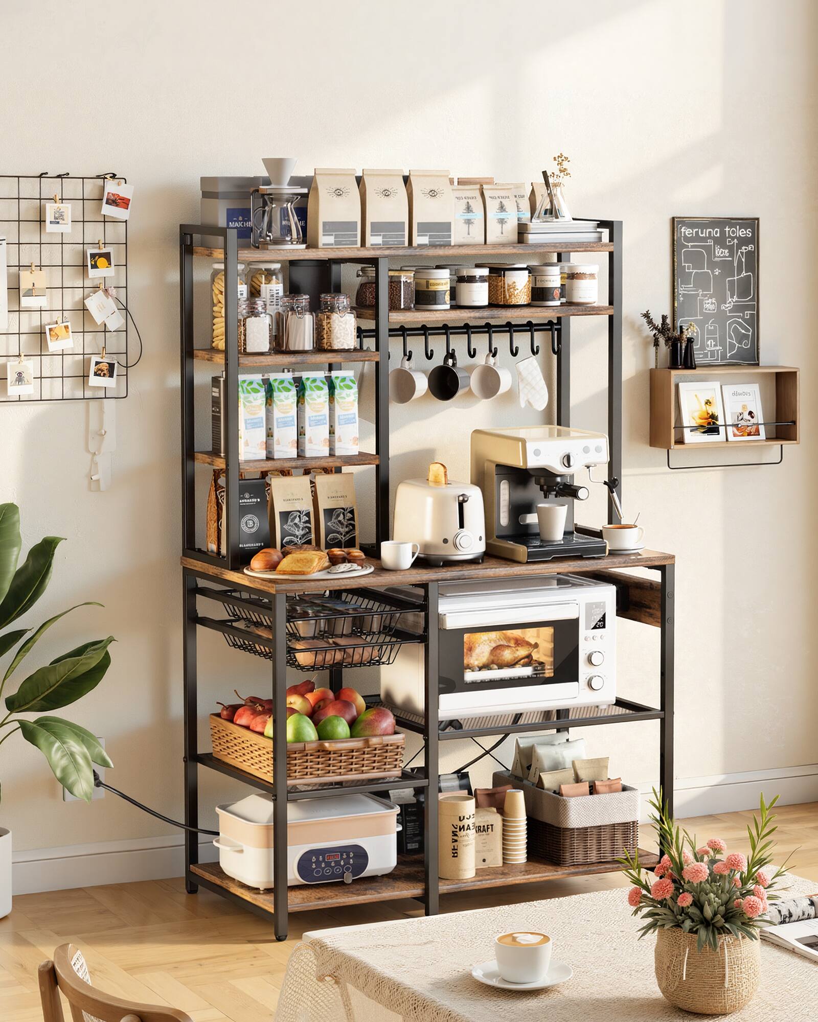 H - SACHS - feruna toles icx Auts - EE - - BMAS a S. - - 4 a 0900 - 2 2 FIAREANS RAFT MA 2