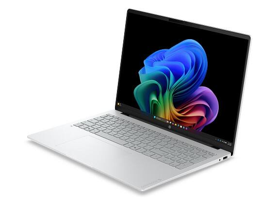 Left. HP - HP OmniBook 5 Laptop Computer 16" 2K Intel Core Ultra 7 16 GB memory;512 GB SSD - Glacier silver aluminum.