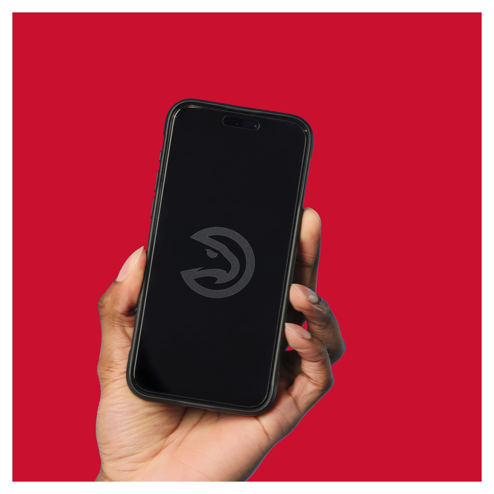 Alt View 3. Screen Skinz - Atlanta Hawks iPhone Privacy Screen Protector - 14 Pro - Multicolor.