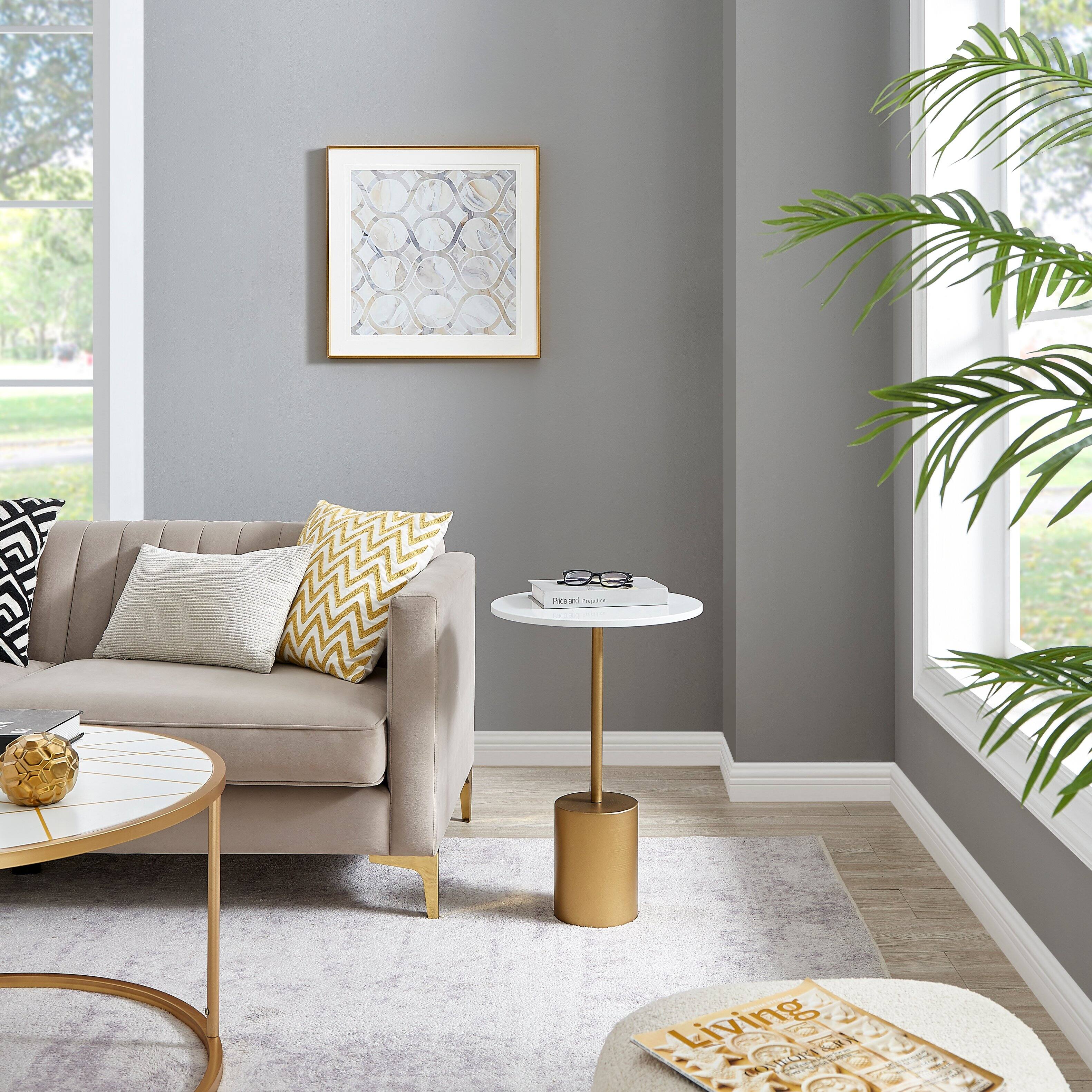 Polaroid and Princess  
Living