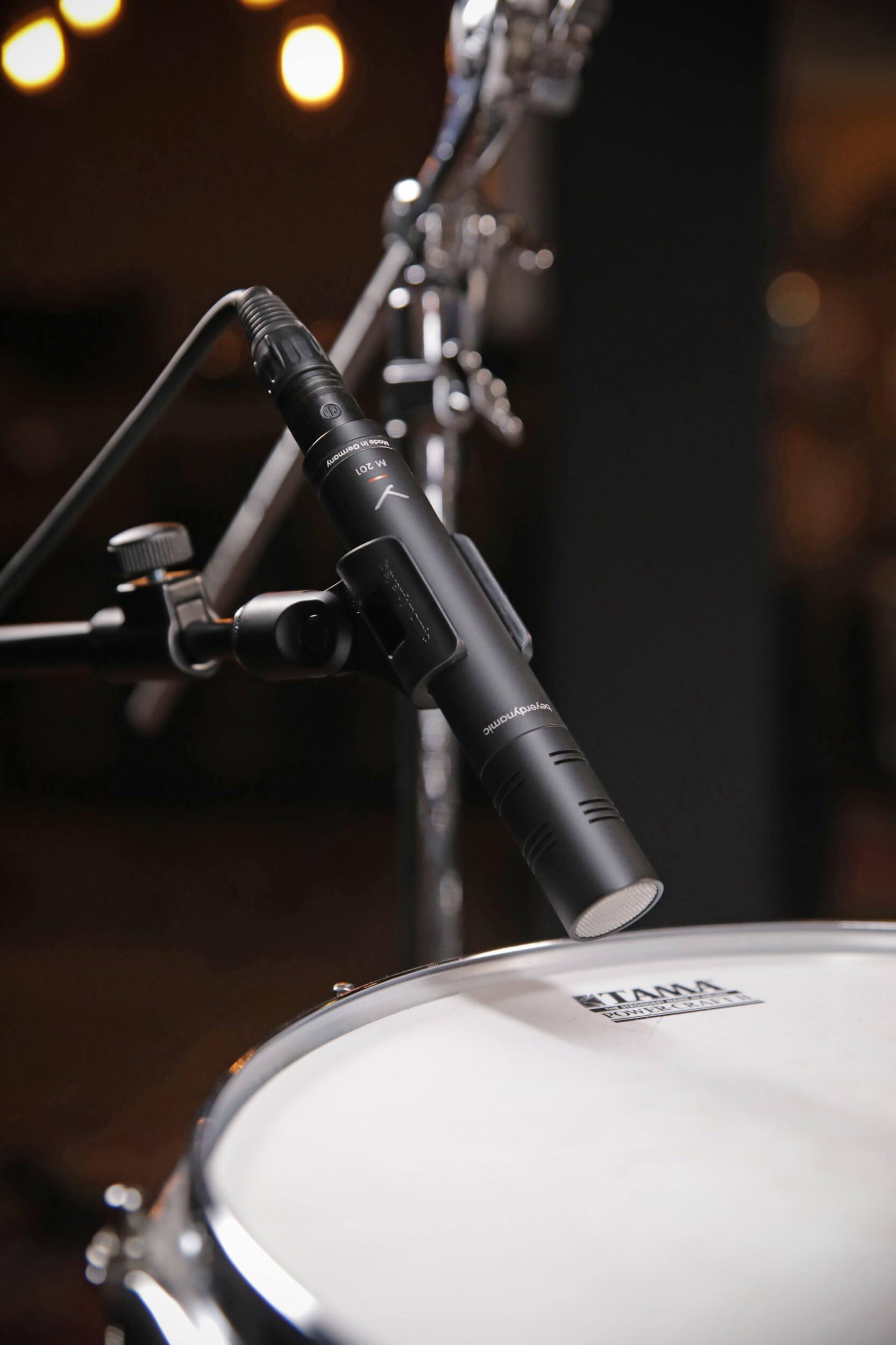 4B - Germany W 301  
lyordynamic  
RTAMA  
RICAT