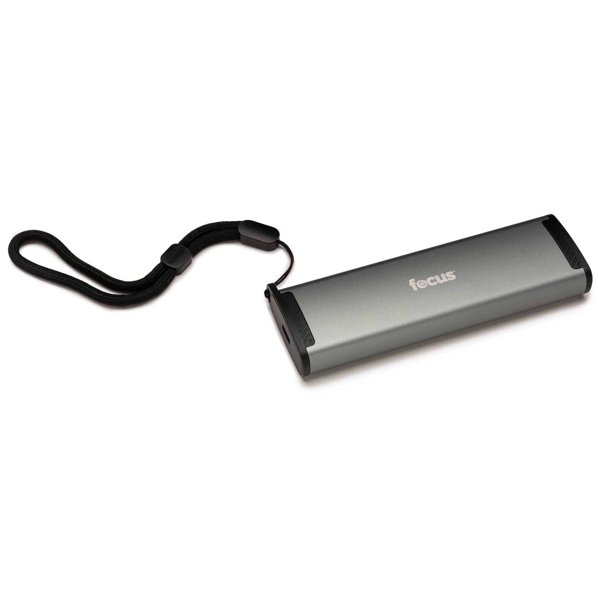 Left. Kodak - Kodak 64GB Class 10 UHS-I U1 SDXC Memory Card with Card Reader and Storage Case.