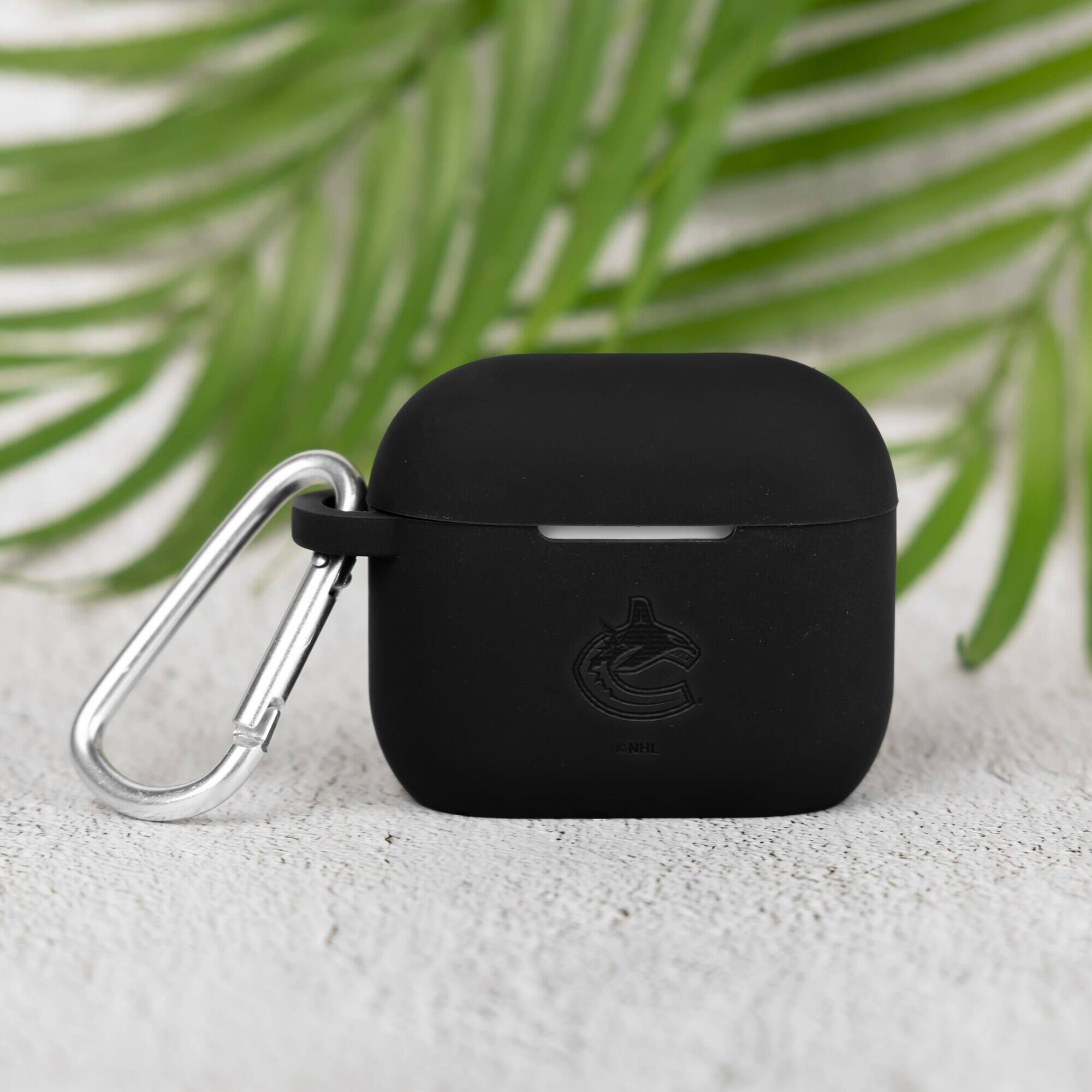 Alt View 1. Artinian - Vancouver Canucks Debossed Silicone AirPods 3 Case Cover - Black.