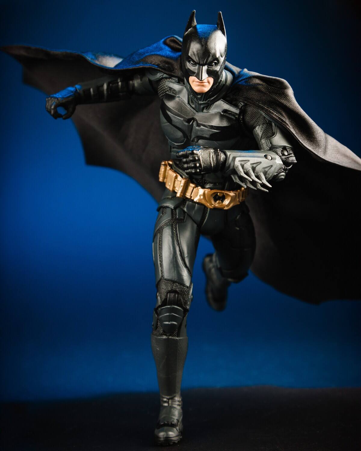 Alt View 4. McFarlane Toys - McFarlane Vault Collection - DC Multiverse - Batman (The Dark Knight) 7" Action Figure   - COLLECTIBLES - Multicolor.