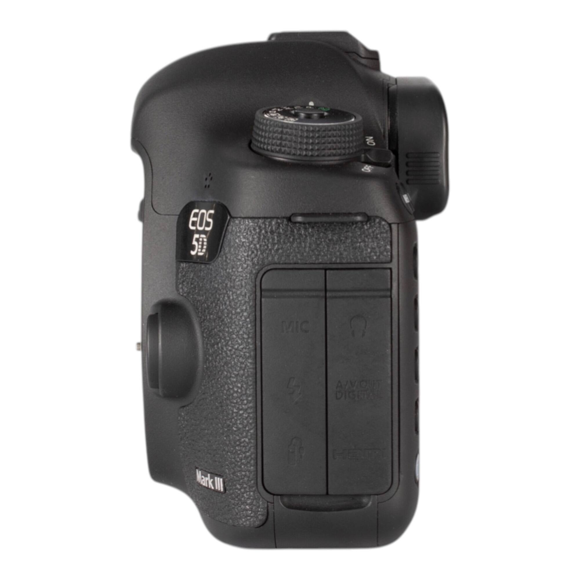 EOS 5D Mark III  
MIC  
A/V OUT DIGITAL