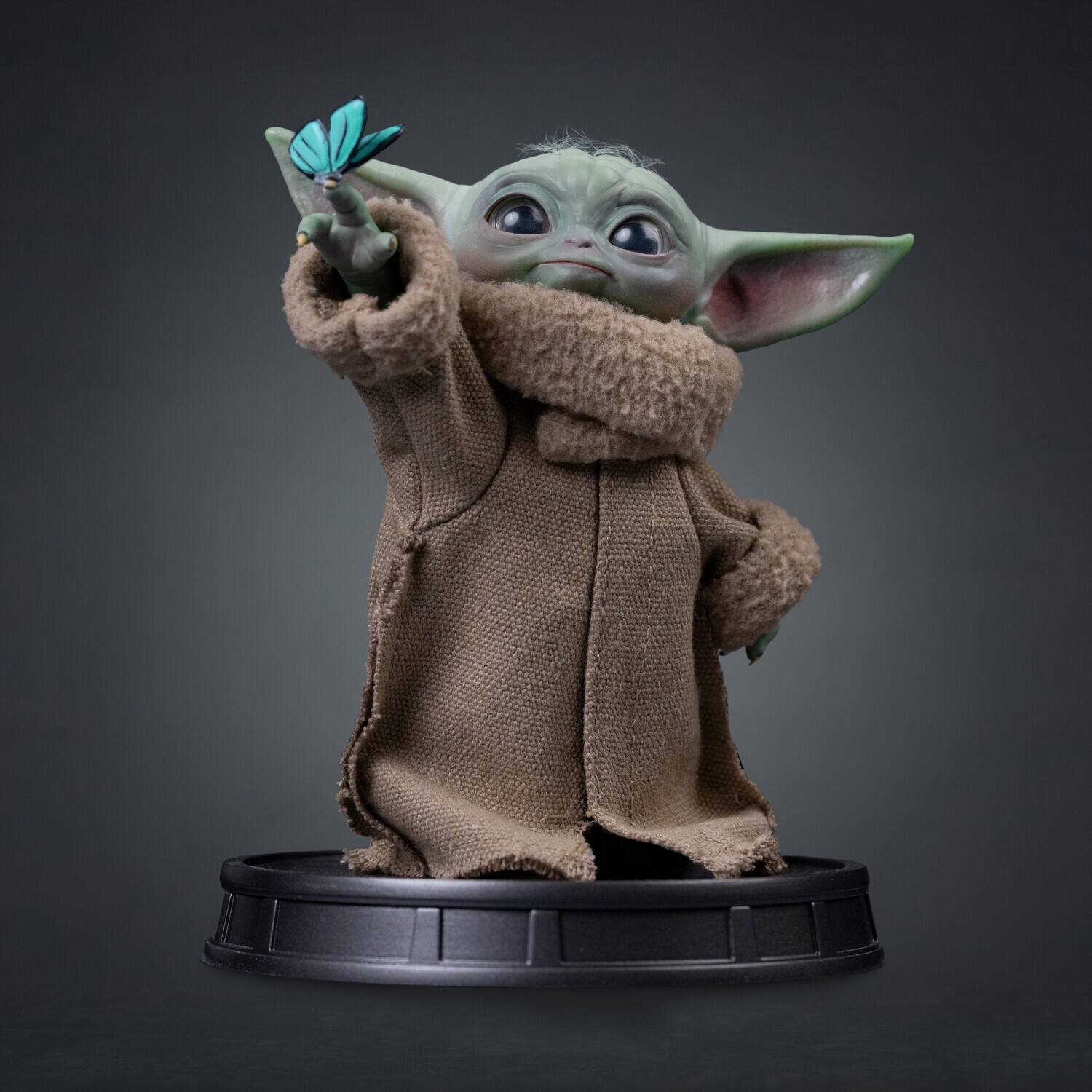 Alt View 1. Iron Studios - The Mandalorian and Grogu - 1/4 Scale Statue - Grogu Butterfly Wonder   - COLLECTIBLES - Multicolor.