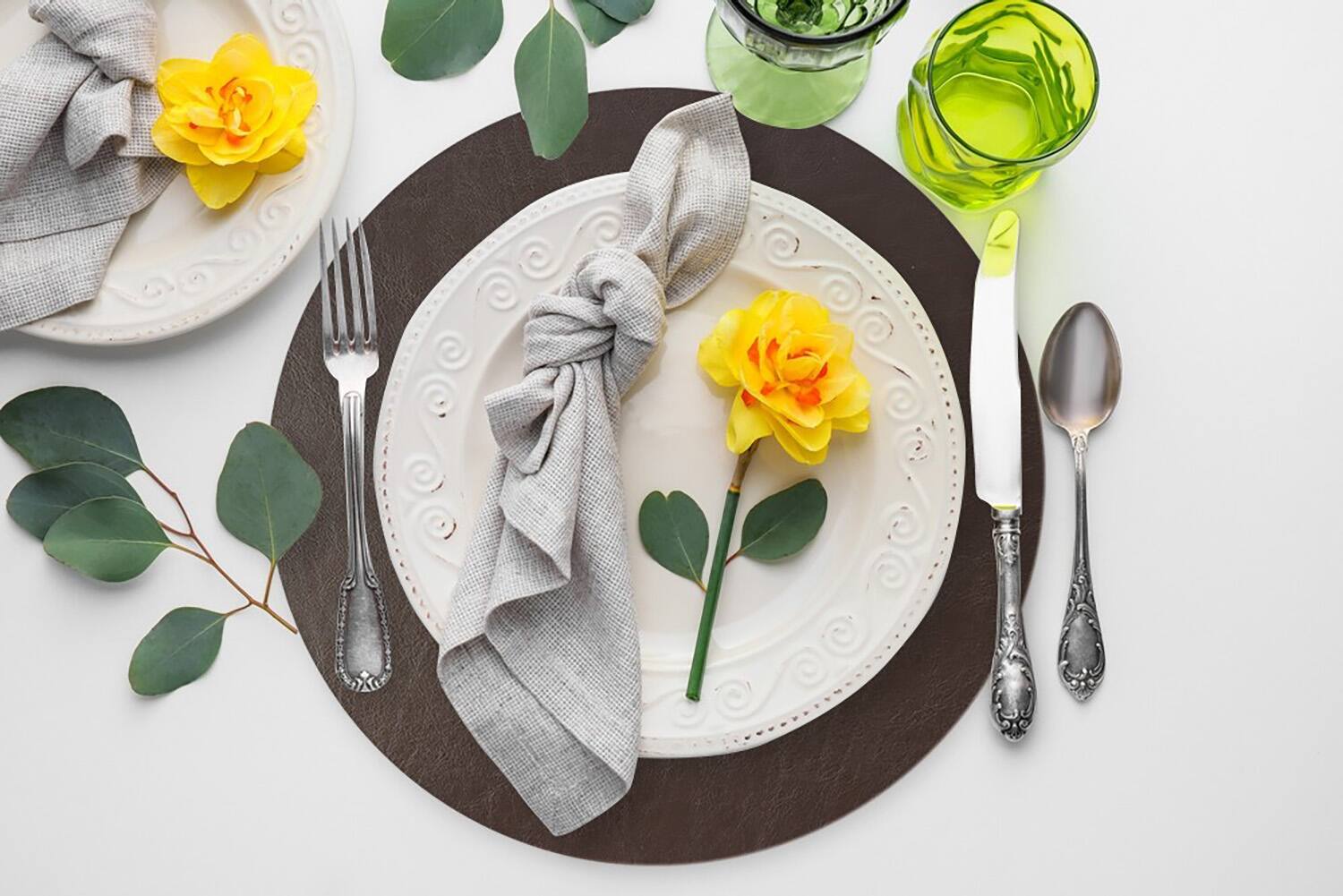 Alt View 1. Frieling - Davanti by  Mattola Placemats Set of 6, Round - Dark Brown.