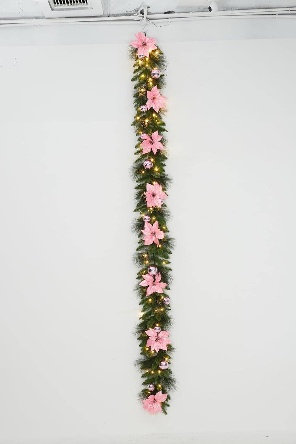 Jojoka - 9-ft Pink Christmas Garland Pre-Lit for Indoor Outdoor Holiday Decorations - Green