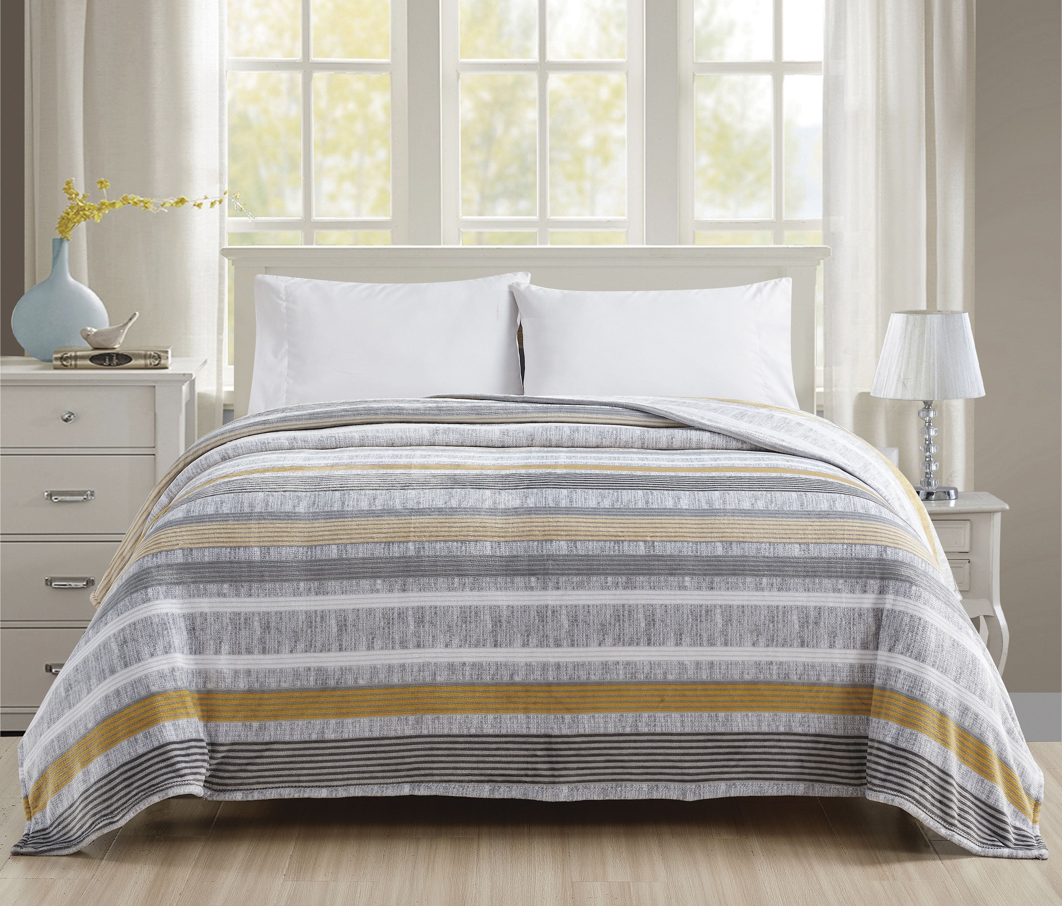 Noble House - Extra Comfy & Soft Lightweight Blanket Queen & King - Brea