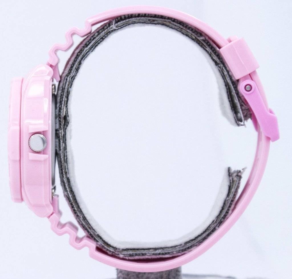 Left. Casio - Analog Quartz LRW-200H-4B2VDF Resin Strap Pink Women's Watch 100M - Pink,White.