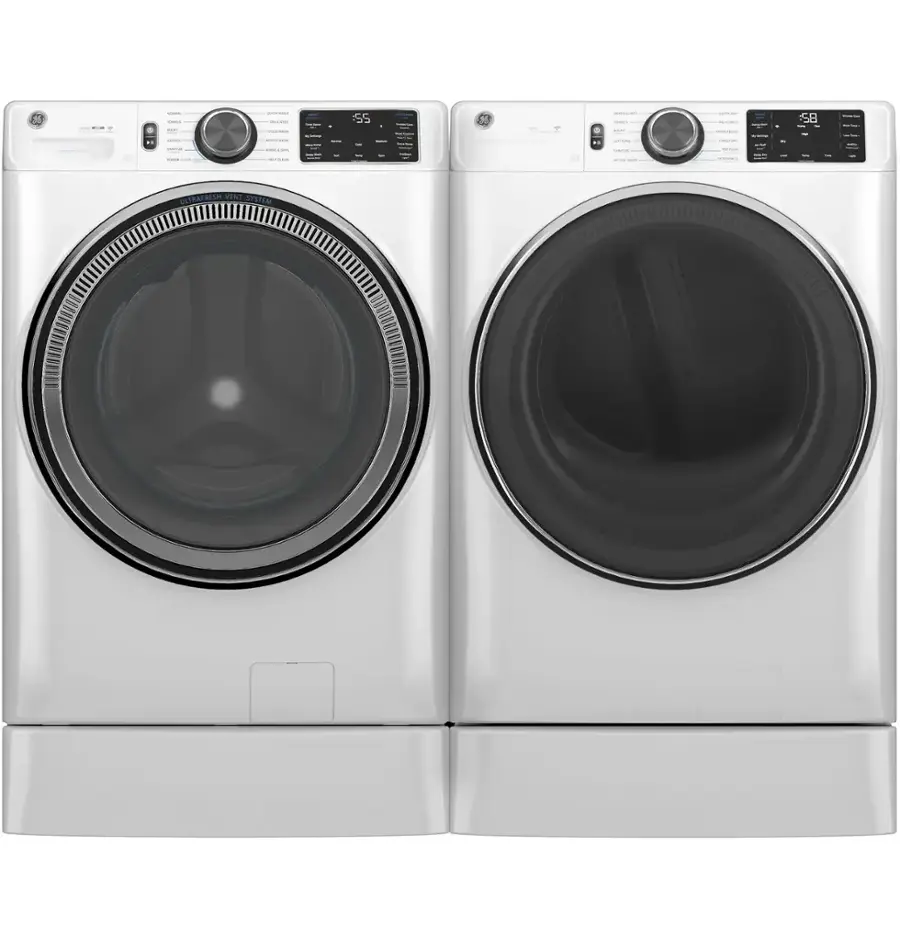 The image shows a pair of white washing machines, each with a black drum. The text on the image reads "S8: ULTERISES VENT STERILISES." This text is likely meant to describe the features or functions of the washing machines, such as their ability to sterilize and ventilate during the washing process.