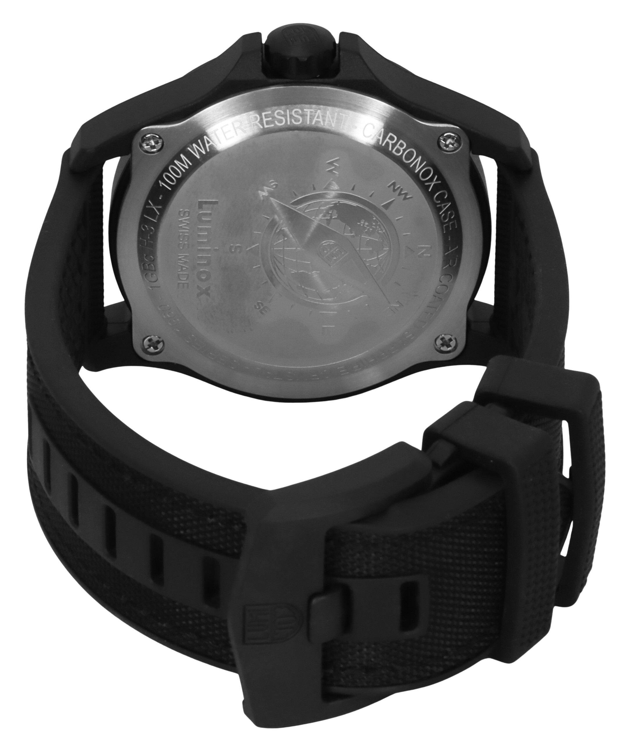 WATER RESISTANT  
100M WATER RESISTANT  
CARBONOX CASE  
SWISS MADE  
LUMINOX  
1GBA  
CASE H-3LX  
LUMINOX  
1GBA  
SWISS MADE