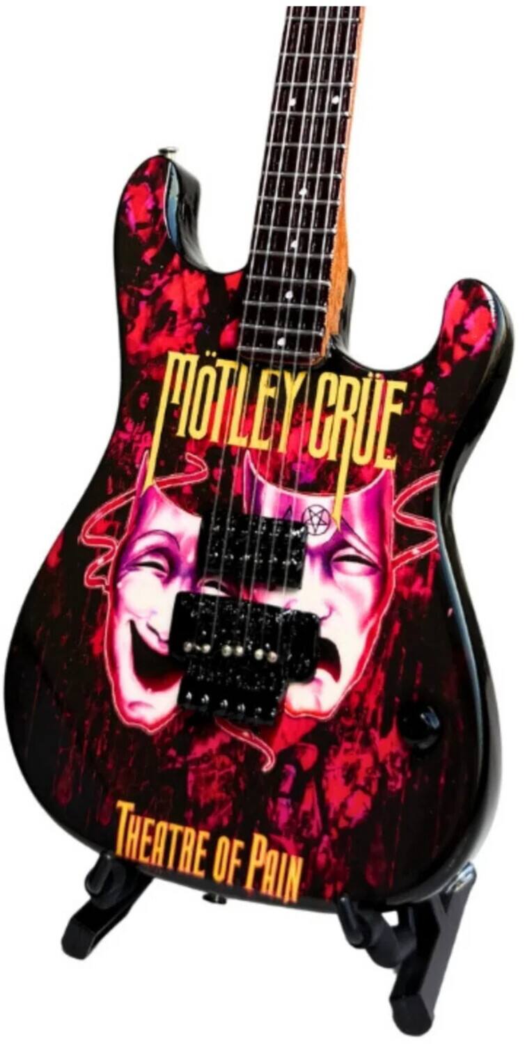MOTLEY CRUE  
THEATRE OF PAIN