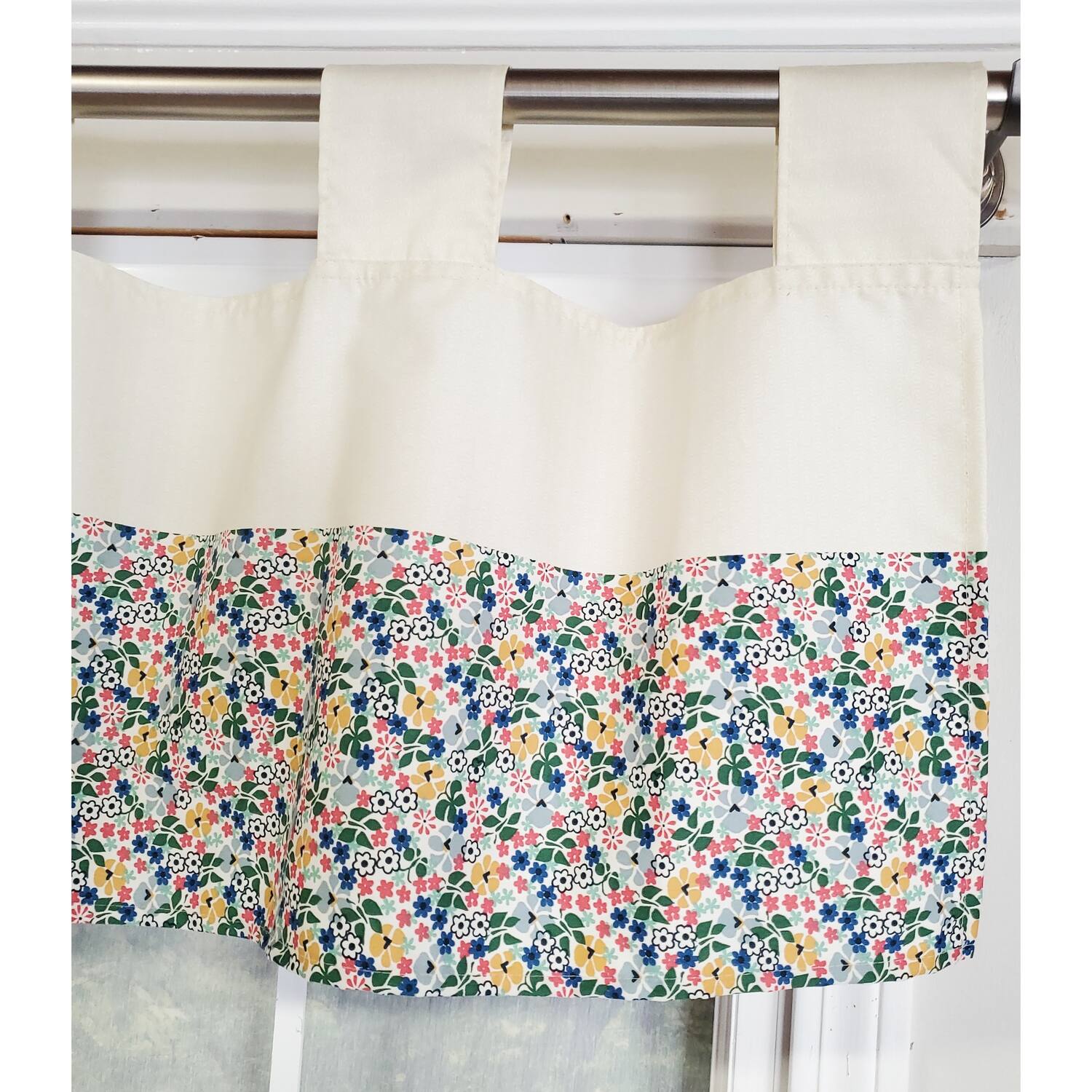 Left. RLF Home - RLF Home 4" Top Tab High Quality Fabric Petite flower Tab Valance for Windows 50" x 15" Multi - Multi.