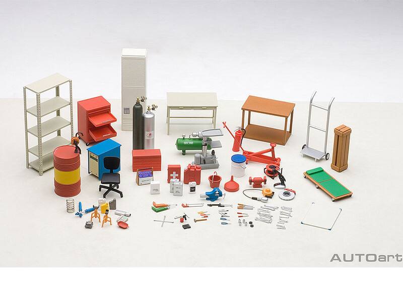 Alt View 5. Autoart - Garage Kit Set for 1/18 Scale Models by Autoart.