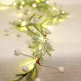 PARKER SLATER - 6.5ft Norfolk Pine Christmas Garland with 25 LED Lights, White Berries, Remote - Green