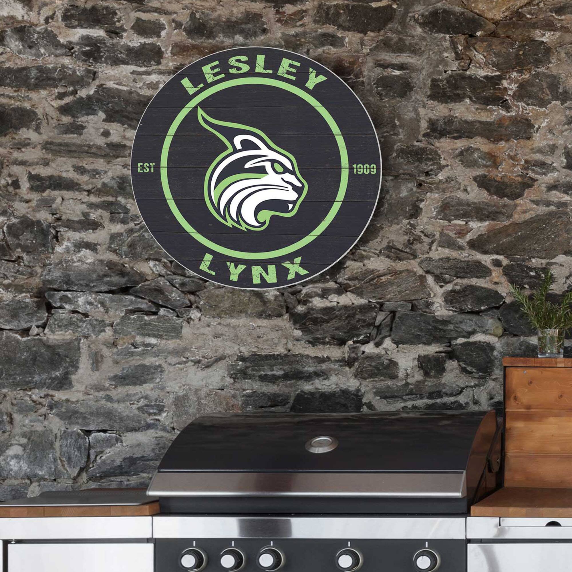 LESLEY  
EST 1909  
LYNX