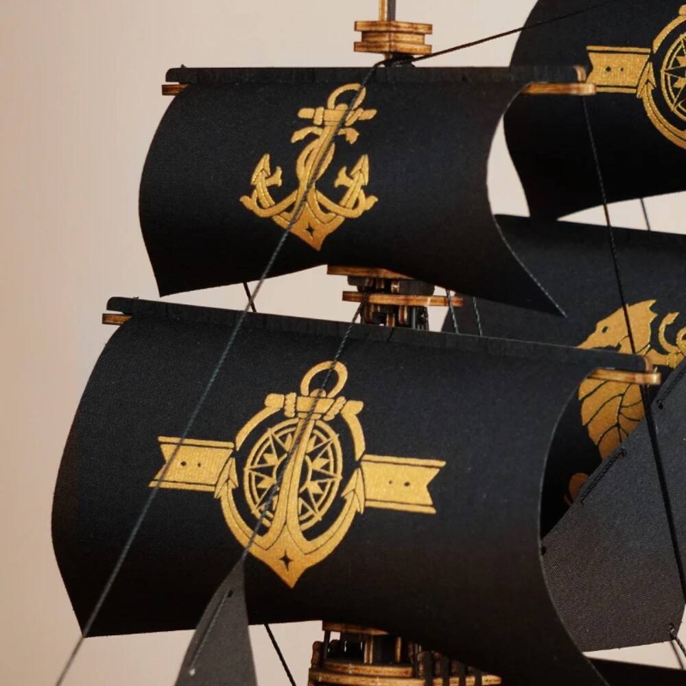 Back. 3D Puzzle - 3D Puzzle Pirate Ship Seahorse 603pcs DIY.