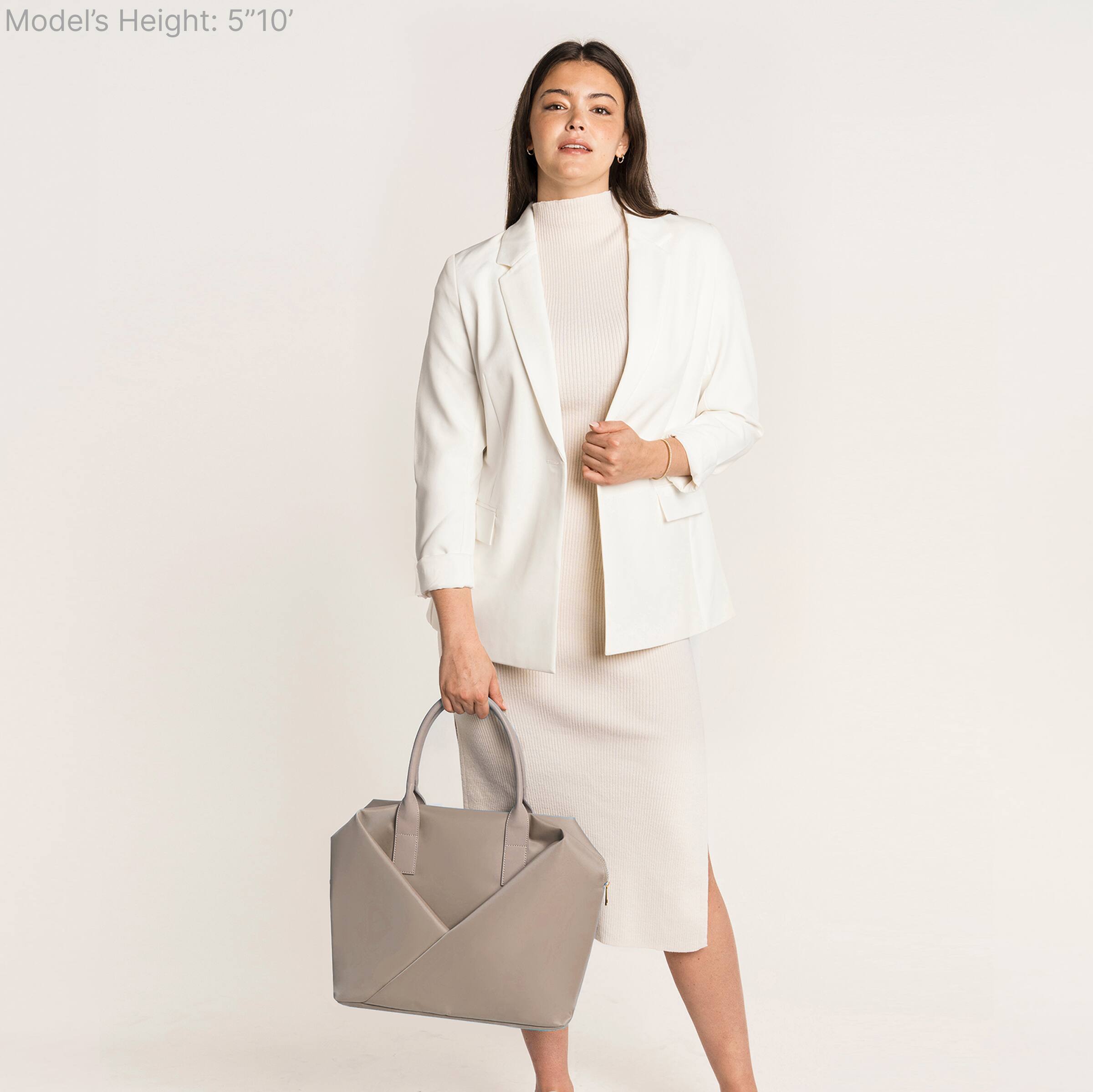 Model's Height: 5'10"