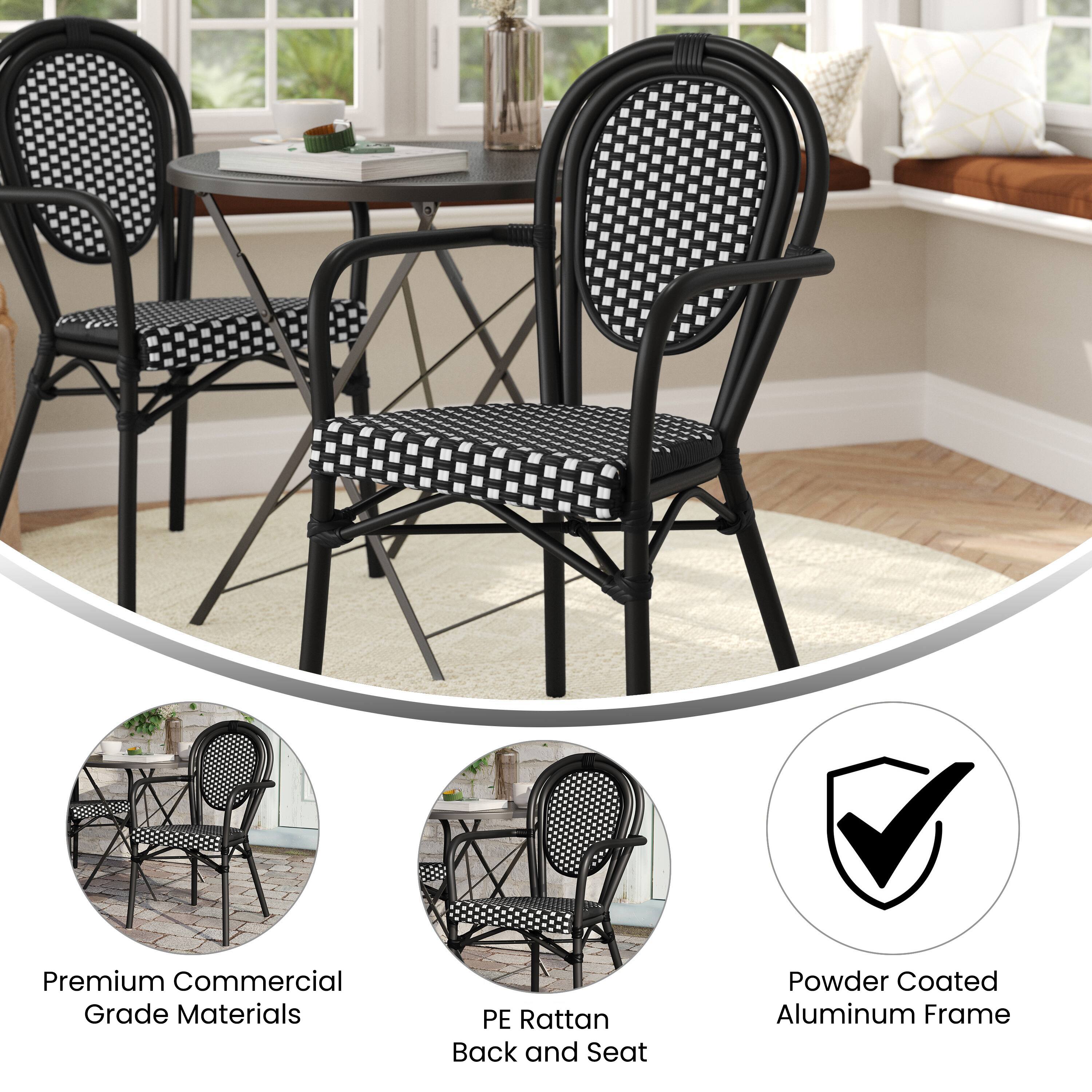 Premium Commercial Grade Materials  
PE Rattan Back and Seat  
Powder Coated Aluminum Frame
