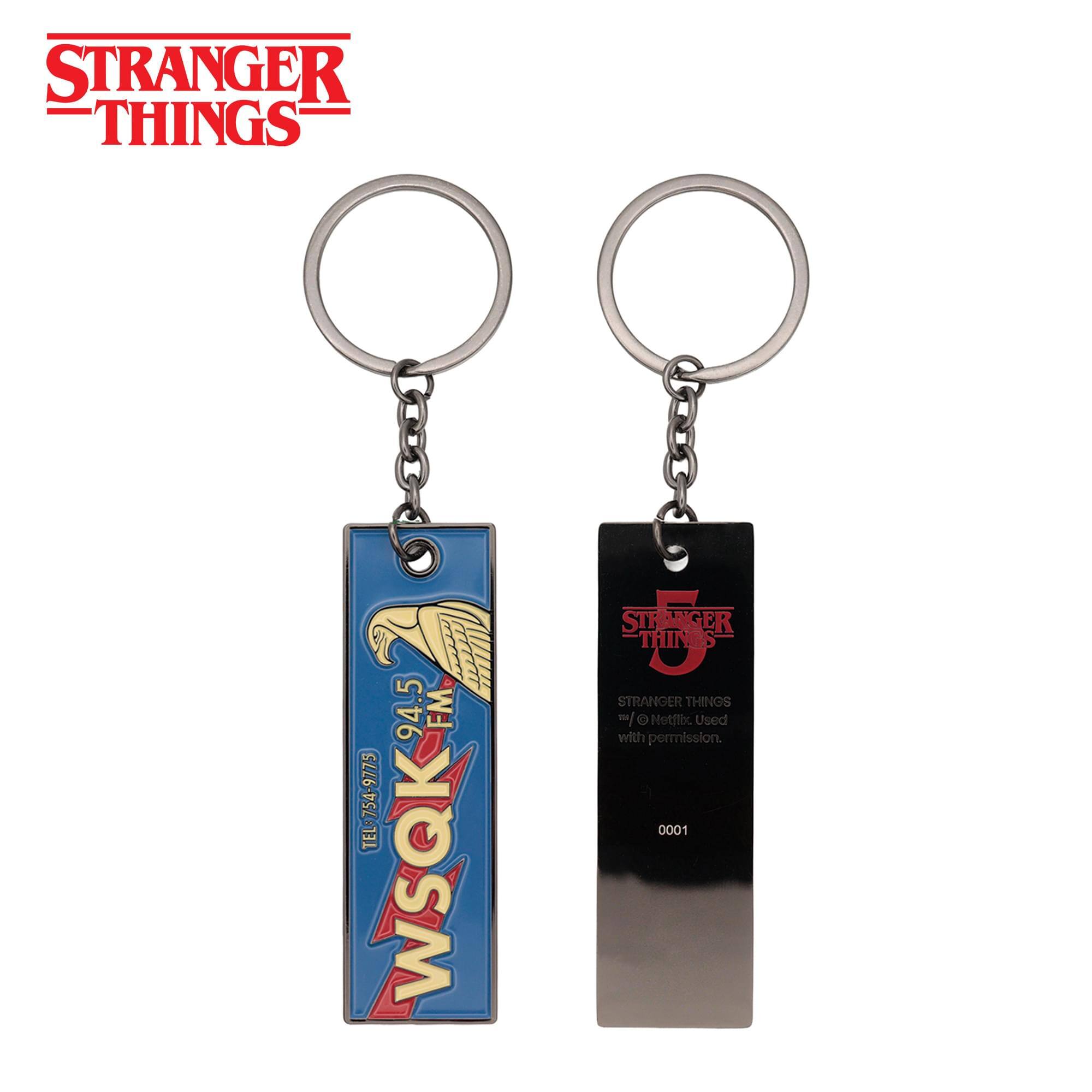 STRANGER THINGS  
94.5 FM  
TEL: 754-9775  
WSQK  
STRANGER THINGS  
© Netflix. Used with permission.  
0001
