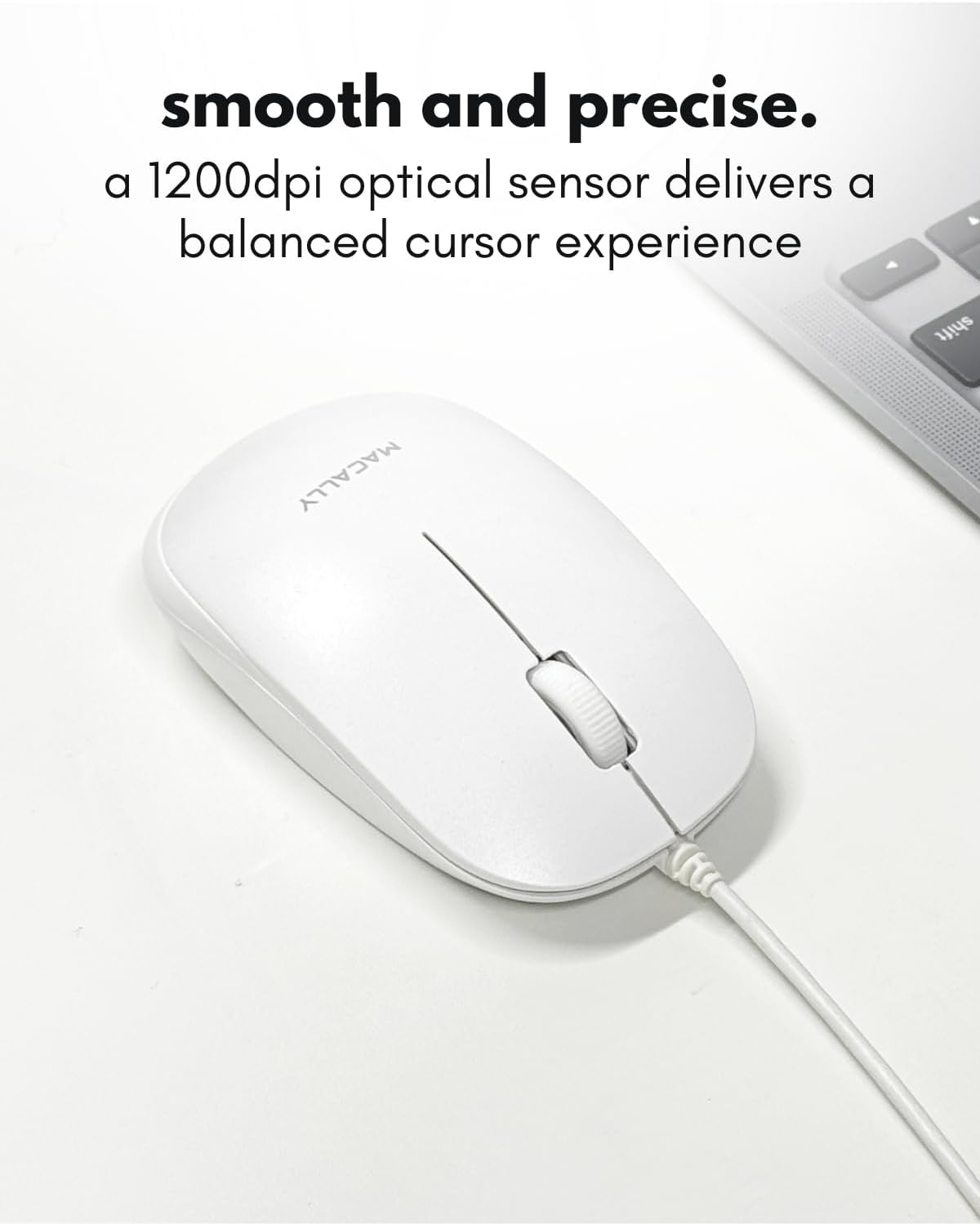 smooth and precise.  
a 1200dpi optical sensor delivers a balanced cursor experience