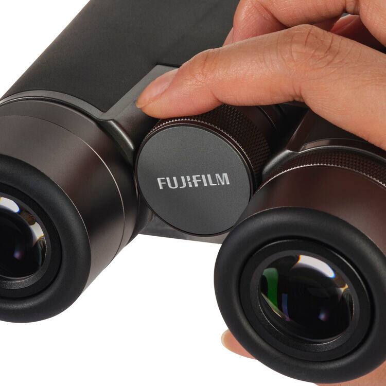 Alt View 4. Fujifilm - Fujinon 8x42 Hyper Clarity ED Roof Prism Binoculars.
