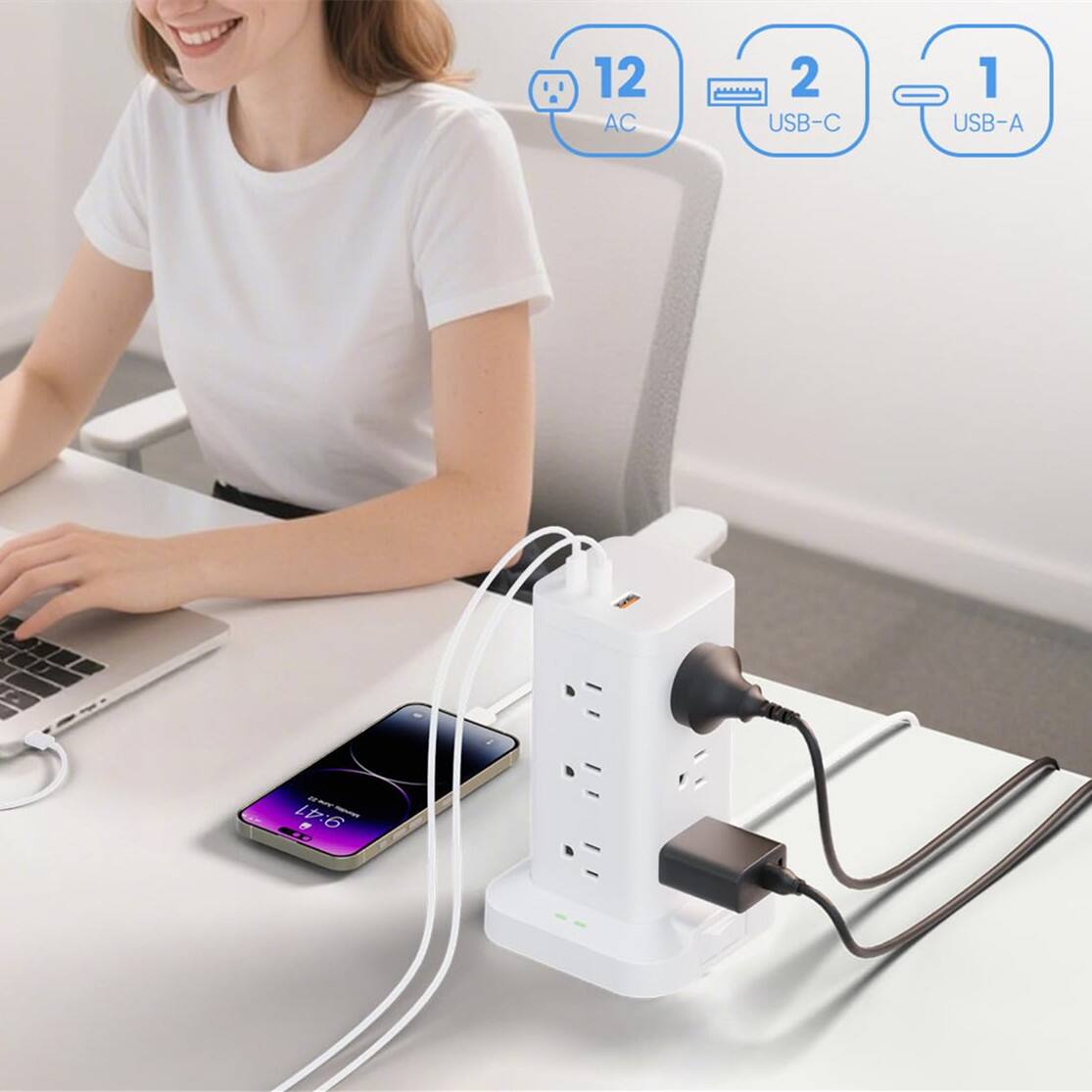 12 AC  
2 USB-C  
1 USB-A