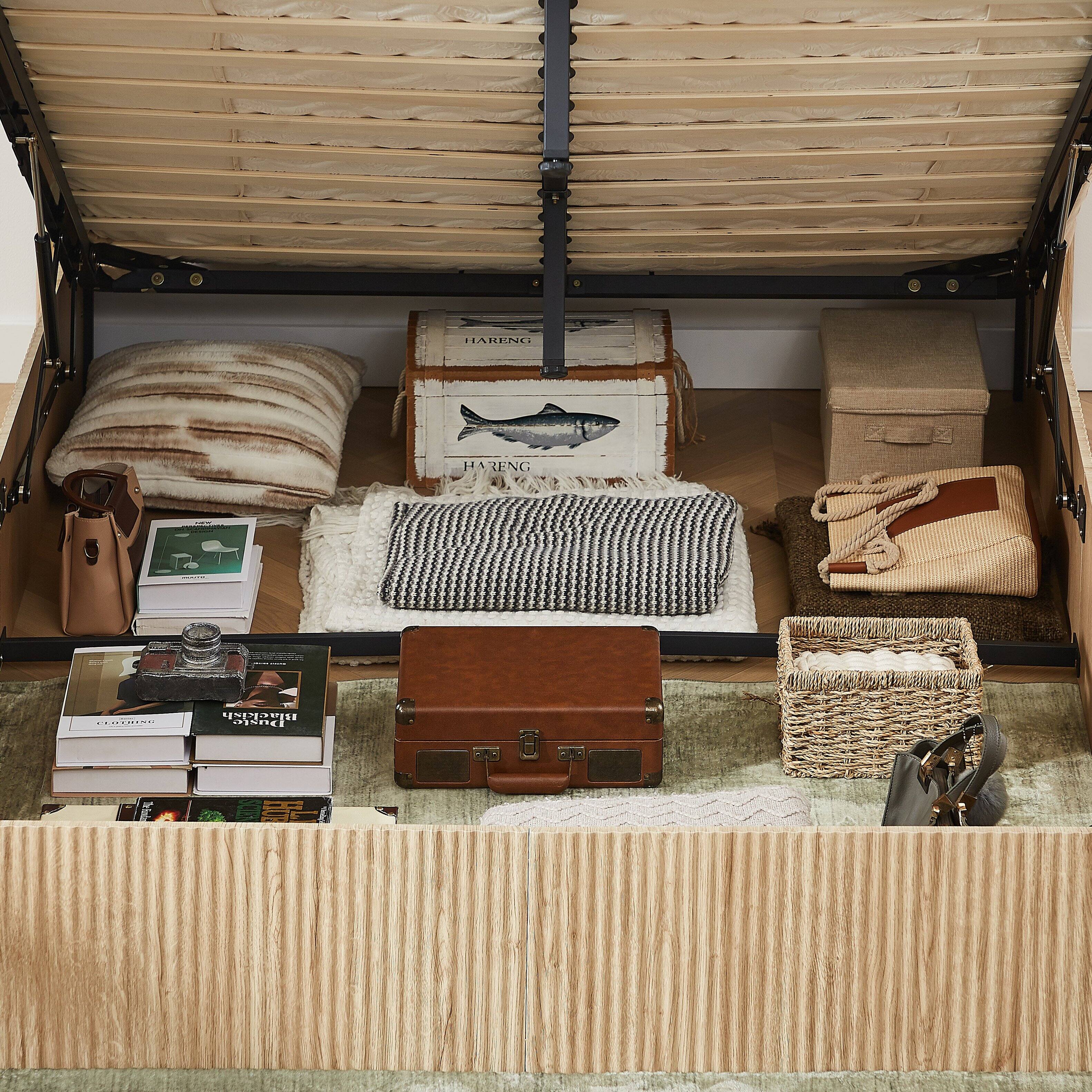 HARENG HARENG HA  
TOL8 tingo_e  
Dhuske F C