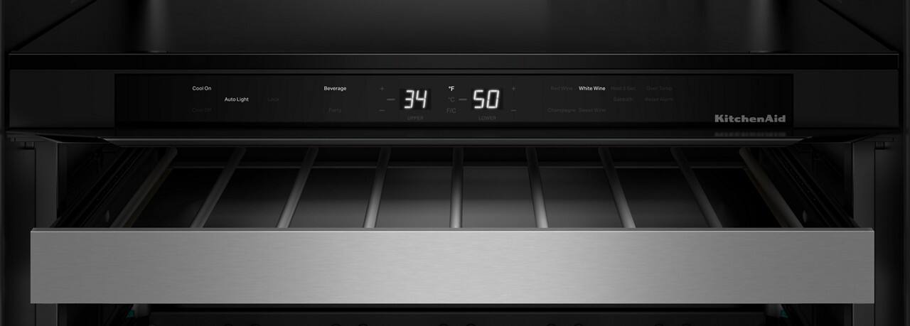 Cool On  
Auto Light  
Lock  

Beverage  
Porty  

34°F  
50°C  

UPPER  
F/C  
LOWER  

Red Wine  
White Wine  
Champagne  
Sweet Wine  

KitchenAid