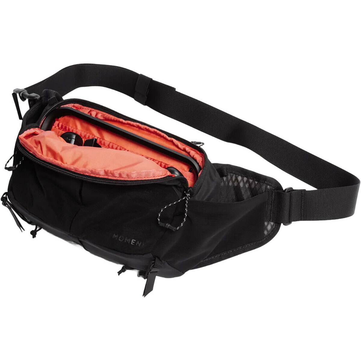 Alt View 1. Moment - Moment Slate 4L Camera Sling Bag - Black.