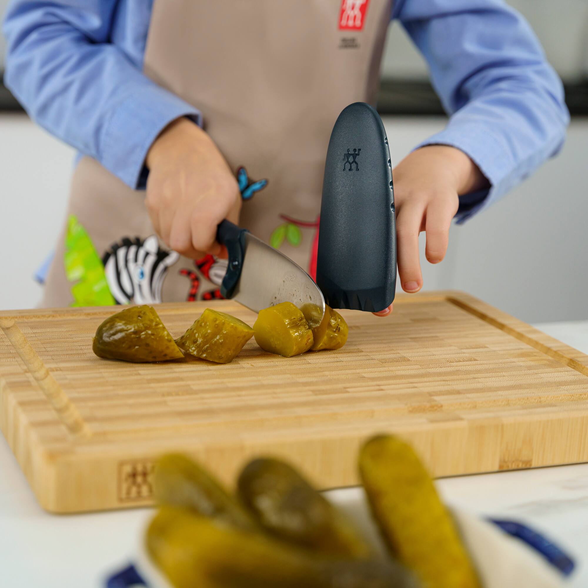 Alt View 7. ZWILLING - ZWILLING TWINNY Kids Chef’s Knife - Blue - Blue.