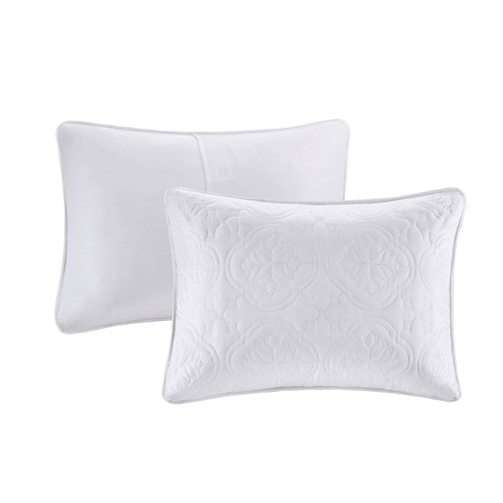 Alt View 4. Gracie Mills - Gracie Mills McCormick 3 Piece Reversible Bedspread Set - White.