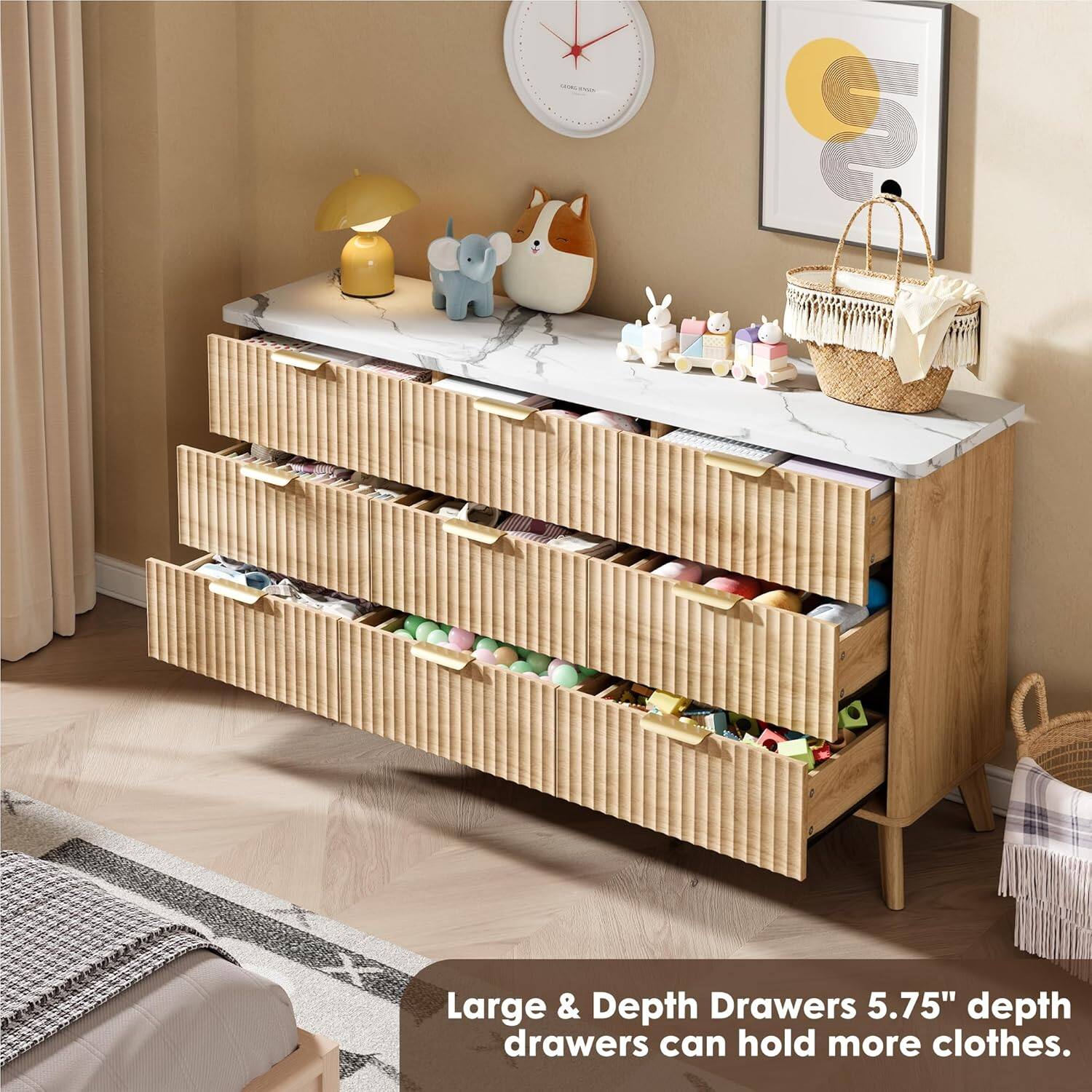 Large & Depth Drawers  
5.75" depth drawers can hold more clothes.