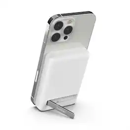 Belkin - BoostCharge Magnetic Wireless Power Bank 5K + Stand MagSafe compatible with 10W USB-C output 7.5W wireless 5W Qi