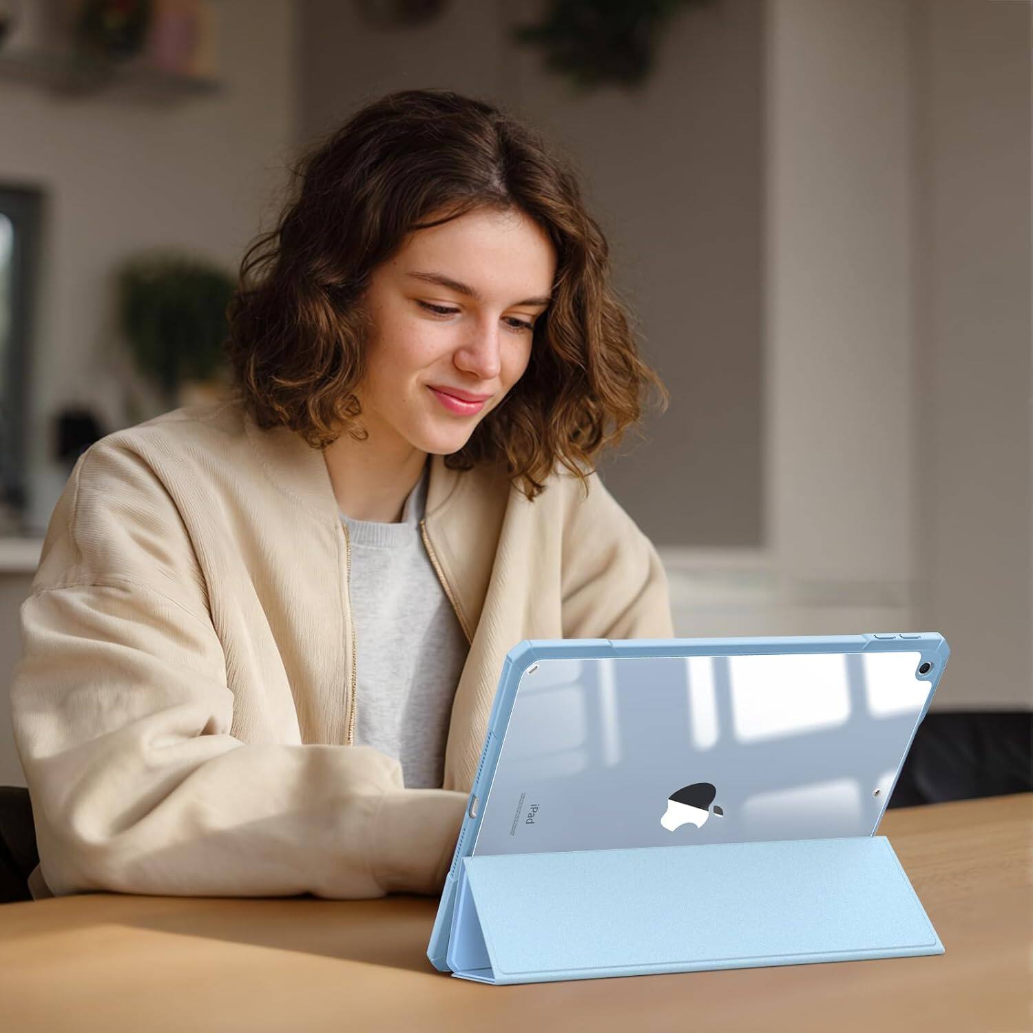 Fintie Hybrid Slim Clear Case for iPad 9th / 8th / 7th Generation 10.2 ...