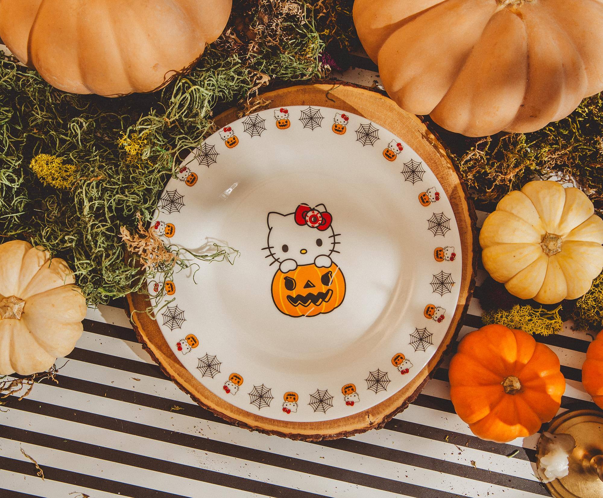 Alt View 1. Silver Buffalo - Sanrio Hello Kitty Pumpkin Boo 8-Inch Ceramic Dinner Plate - Orange.