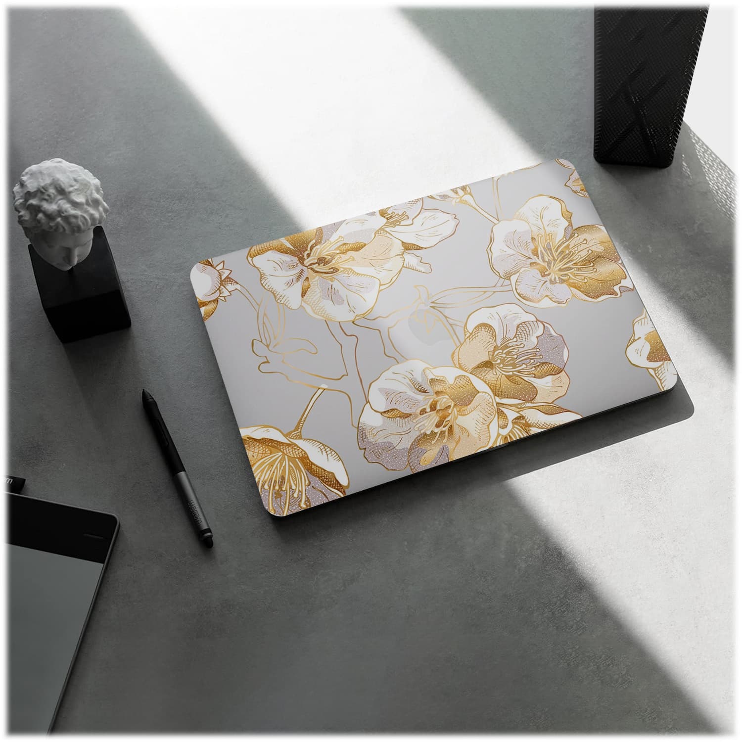 Alt View 15. SaharaCase - Arts Case for Apple MacBook Air 15" M2 and M3 Chip Laptops - Clear.