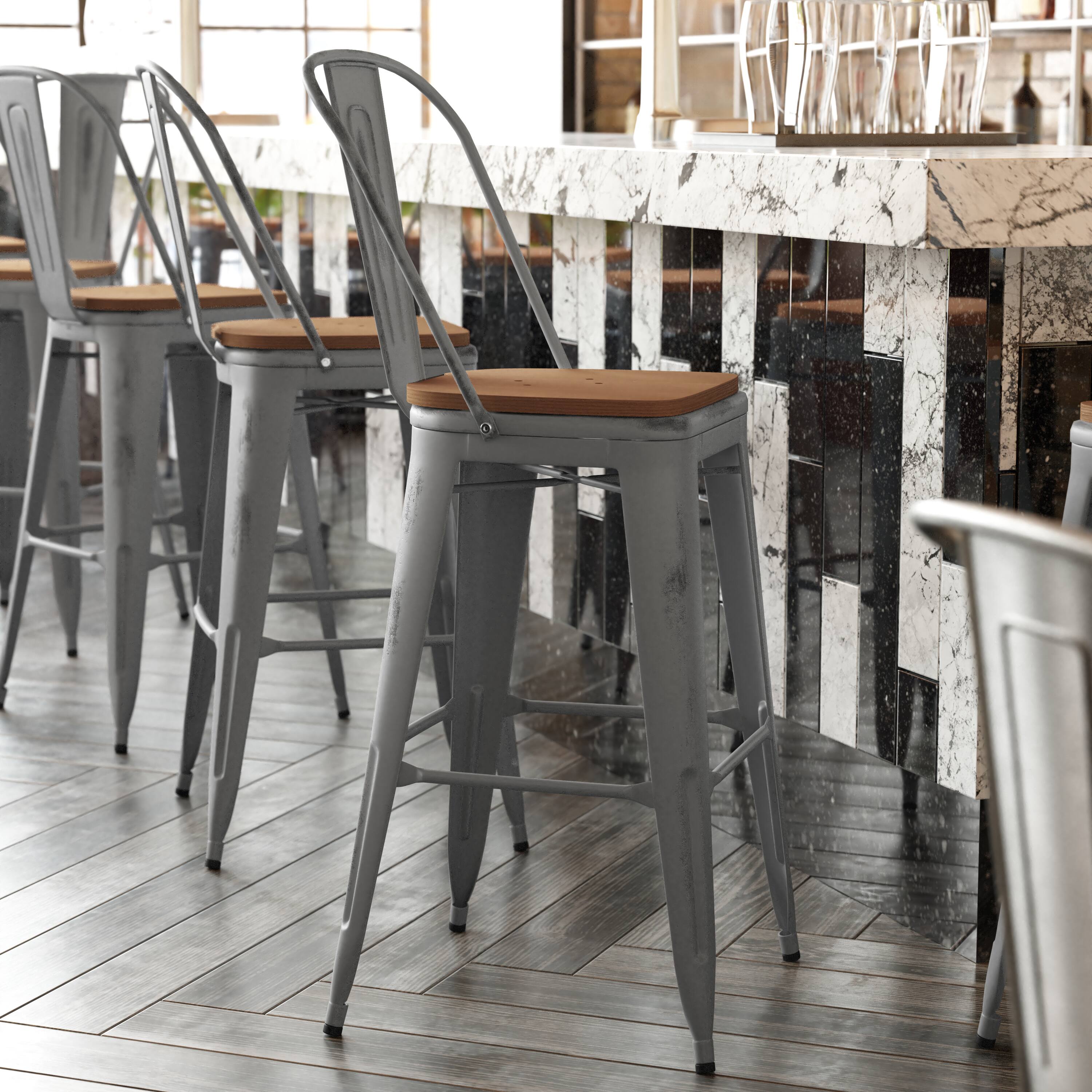 Teak Seat/Clear Coated Frame