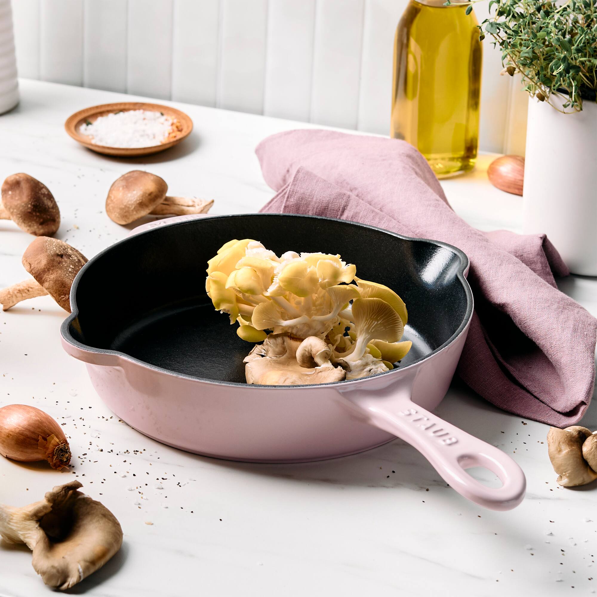 Staub Cast Iron Traditional Deep Skillet - Thumbnail 5