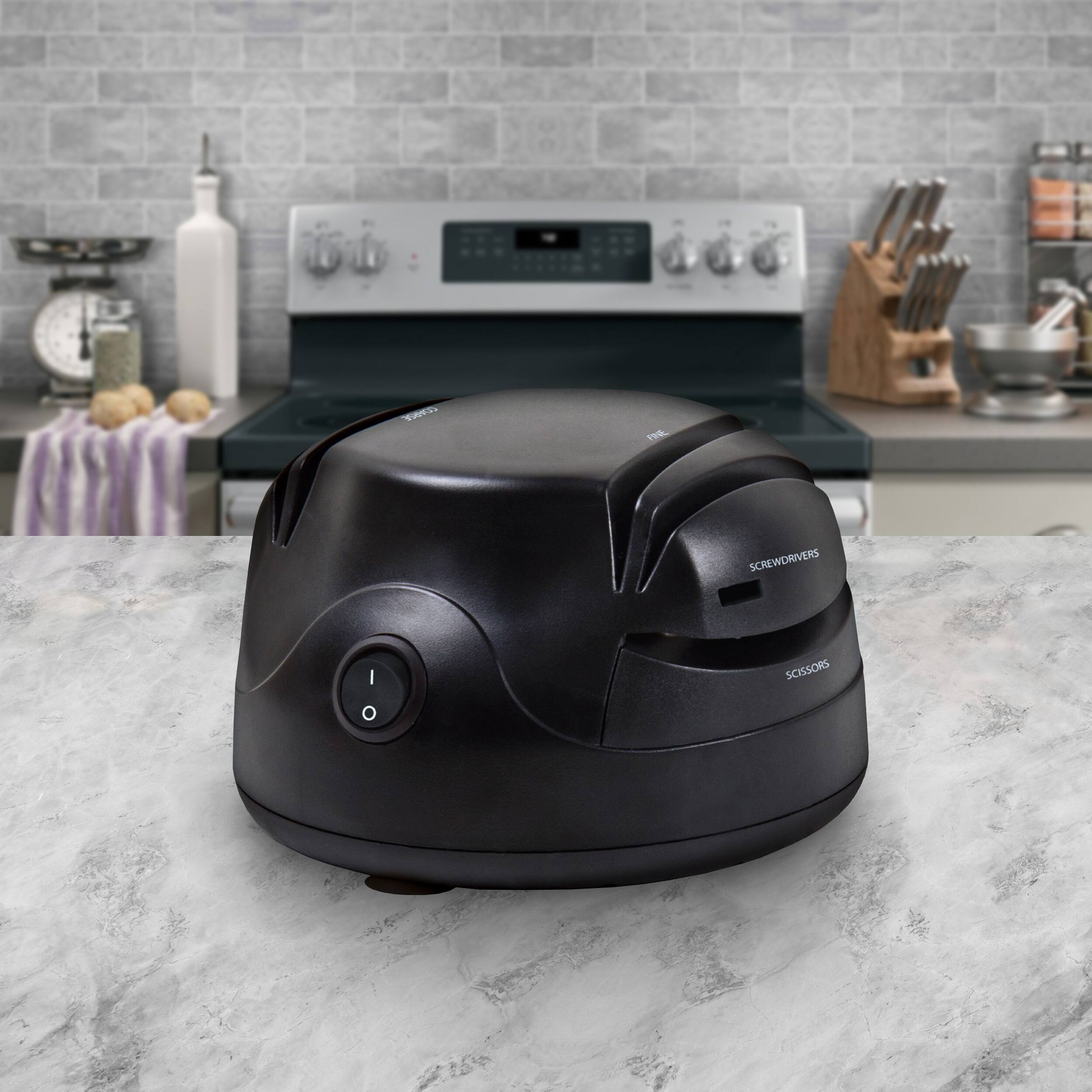 SCREWDRIVERS
SCISSORS